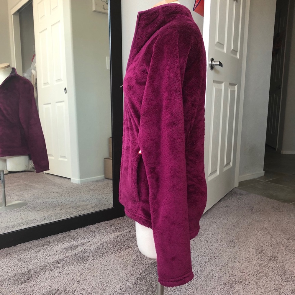 The North Face Magenta Fleece Jacket - Picture 8 of 13